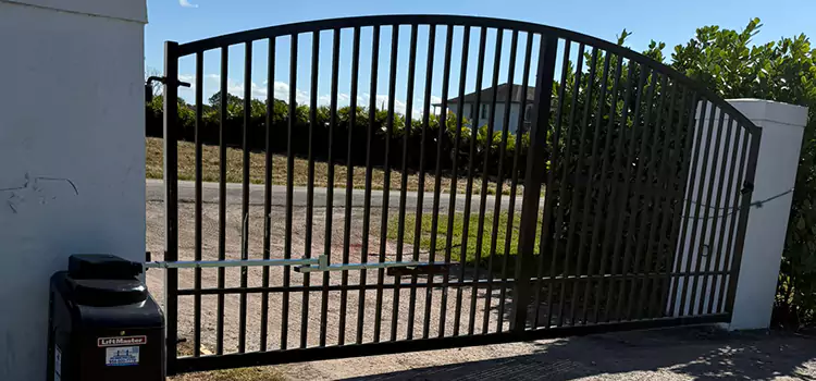 Driveway Fence Repair Portage